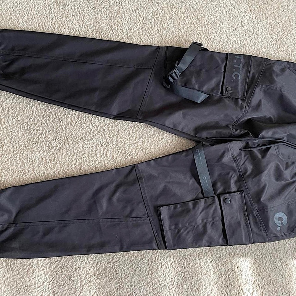 Black men's streetwear pants (Medium)